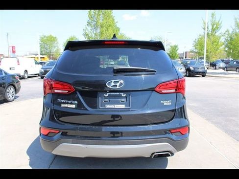 Used 2017 Hyundai Santa Fe Sport AWD/4WD image 8