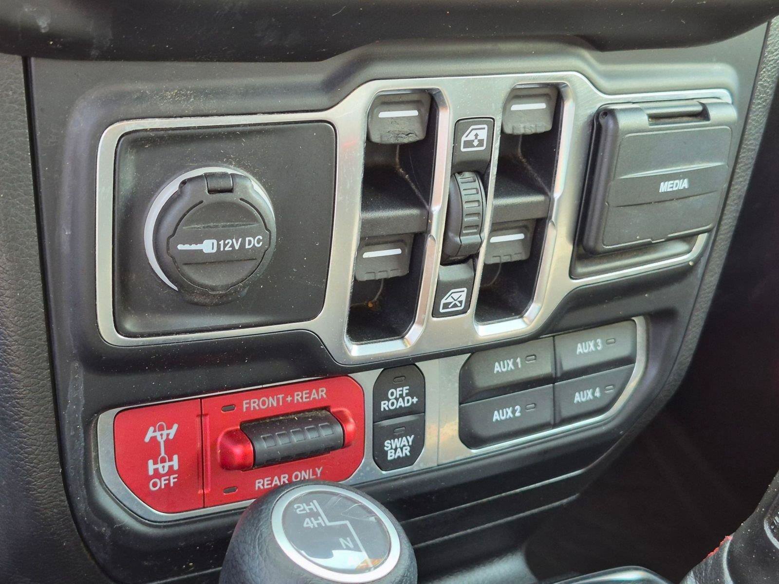 Used 2020 Jeep Gladiator Rubicon w/ LED Lighting Group AWD/4WD image 29