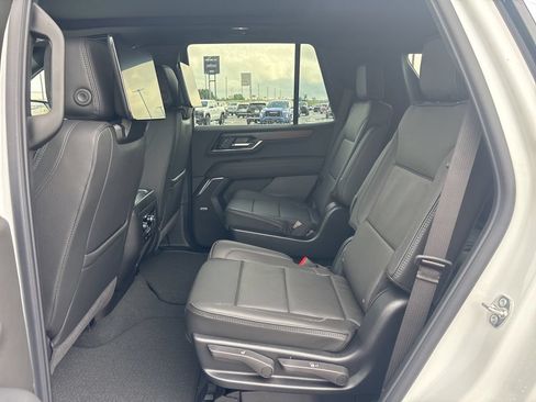 New 2026 GMC Yukon Denali w/ Denali Reserve Package AWD/4WD image 11