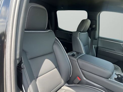 New 2026 GMC Sierra EV Elevation image 16