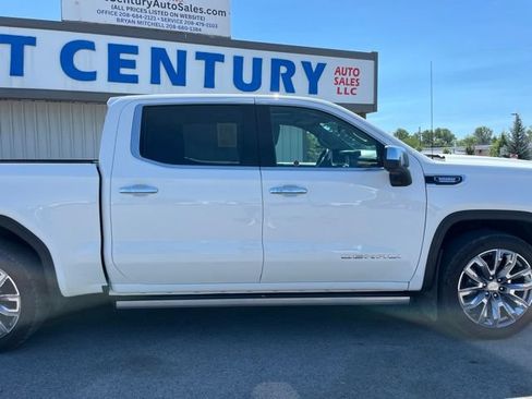 Used 2024 GMC Sierra 1500 Denali w/ Denali Reserve Package AWD/4WD image 17