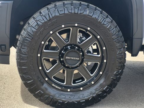 Used 2025 GMC Sierra 3500 Denali Ultimate image 10