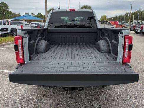 New 2026 Ford F250 Lariat w/ FX4 Off-Road Package image 13