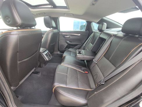 Used 2017 Chevrolet Impala Premier w/ Enhanced Convenience Package image 7
