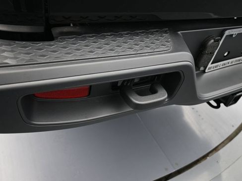 New 2026 Jeep Gladiator Sport image 32