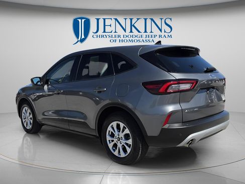 Used 2025 Ford Escape Active w/ Tech Pack #1 FWD image 6