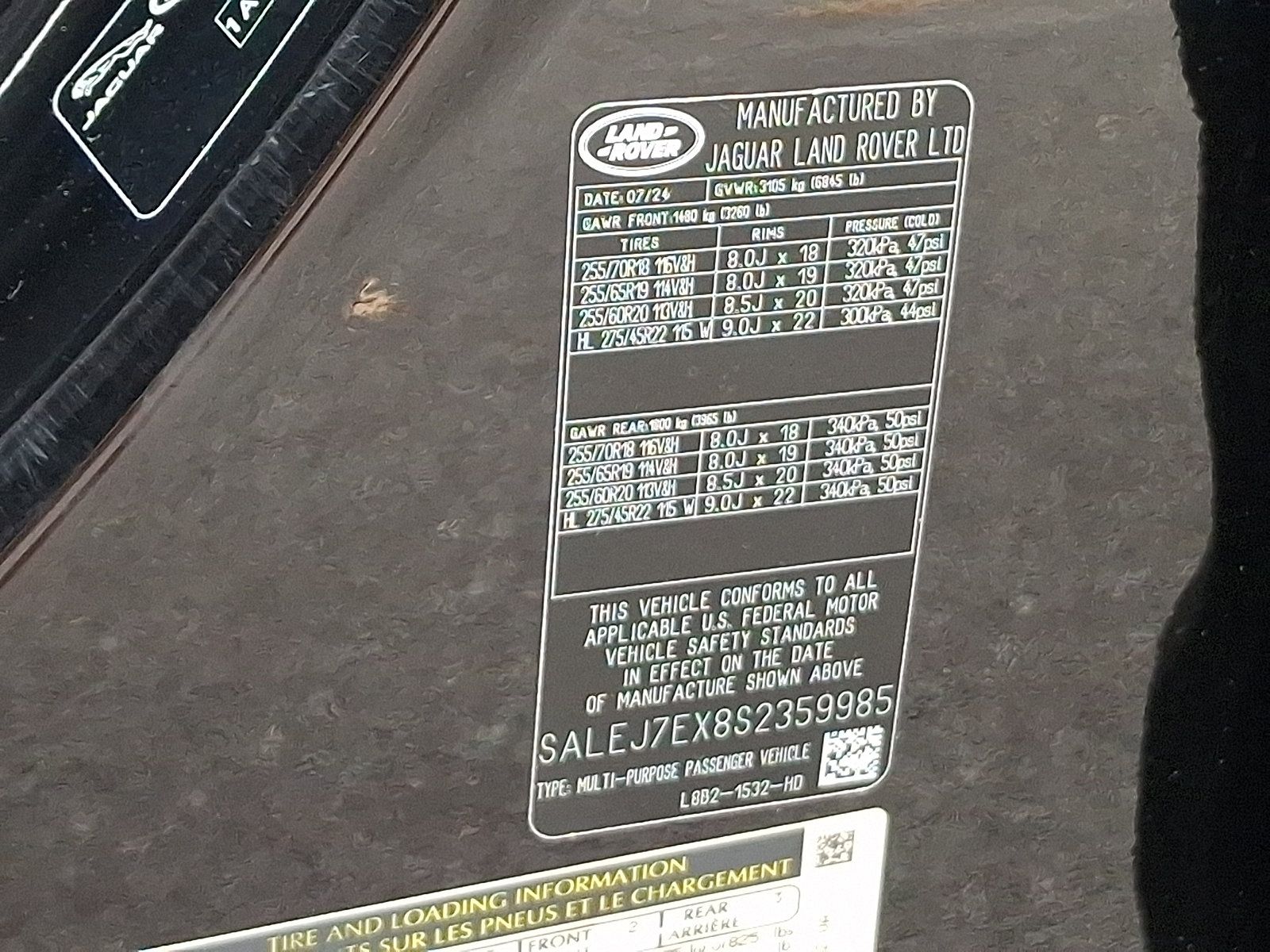 Used 2025 Land Rover Defender 110 S AWD/4WD image 27