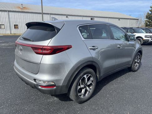 Used 2020 Kia Sportage LX image 3