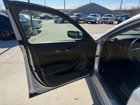 Used 2015 Cadillac CTS Luxury image 13