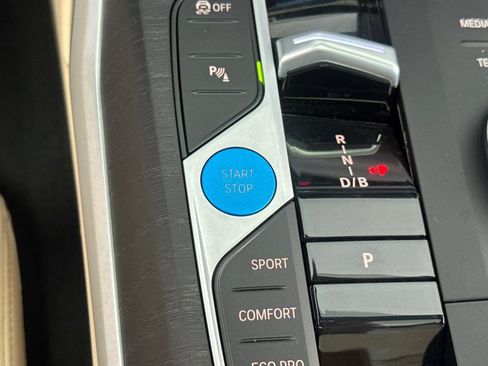 Certified 2023 BMW i4 eDrive35 w/ Premium Package RWD image 32