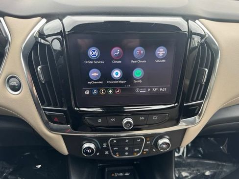 Certified 2023 Chevrolet Traverse LT AWD/4WD image 18