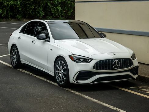 Used 2023 Mercedes-Benz C 43 AMG 4MATIC Sedan image 10