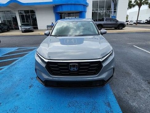 Used 2023 Honda CR-V LX image 4