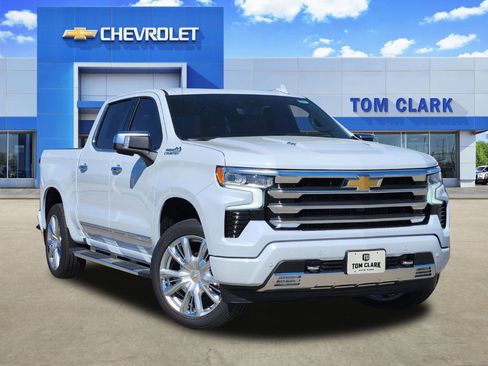 New 2026 Chevrolet Silverado 1500 High Country w/ High Country Premium Package AWD/4WD image 1