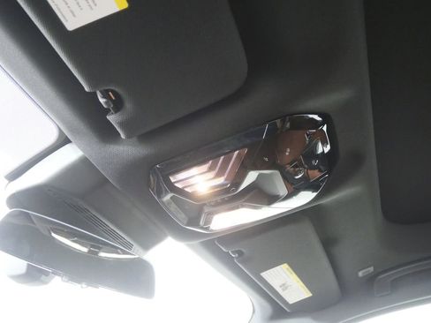 New 2026 BMW i7 xDrive60 w/ Executive Package AWD/4WD image 22