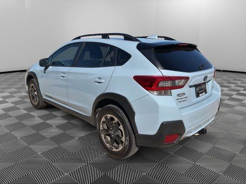Used 2022 Subaru Crosstrek 2.0i Premium image 5