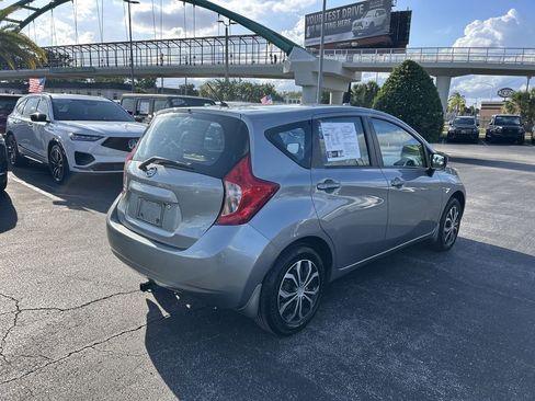 Used 2015 Nissan Versa Note S FWD image 11