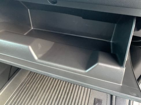Certified 2025 Buick Enclave Sport Touring w/ LPO, Floor Liner Package AWD/4WD image 28