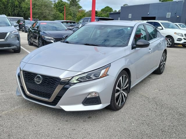 Certified 2021 Nissan Altima 2.5 SR w/ SR Premium Package FWD image 5