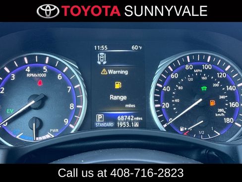 Used 2017 INFINITI Q50 Hybrid w/ Technology Package RWD image 27