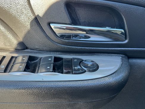 Used 2008 Chevrolet Avalanche LS AWD/4WD image 14