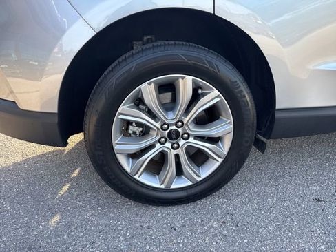 Used 2023 Ford Edge Titanium image 15