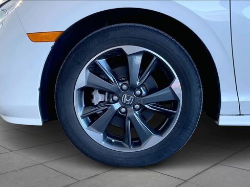 Used 2023 Honda Odyssey Elite image 11