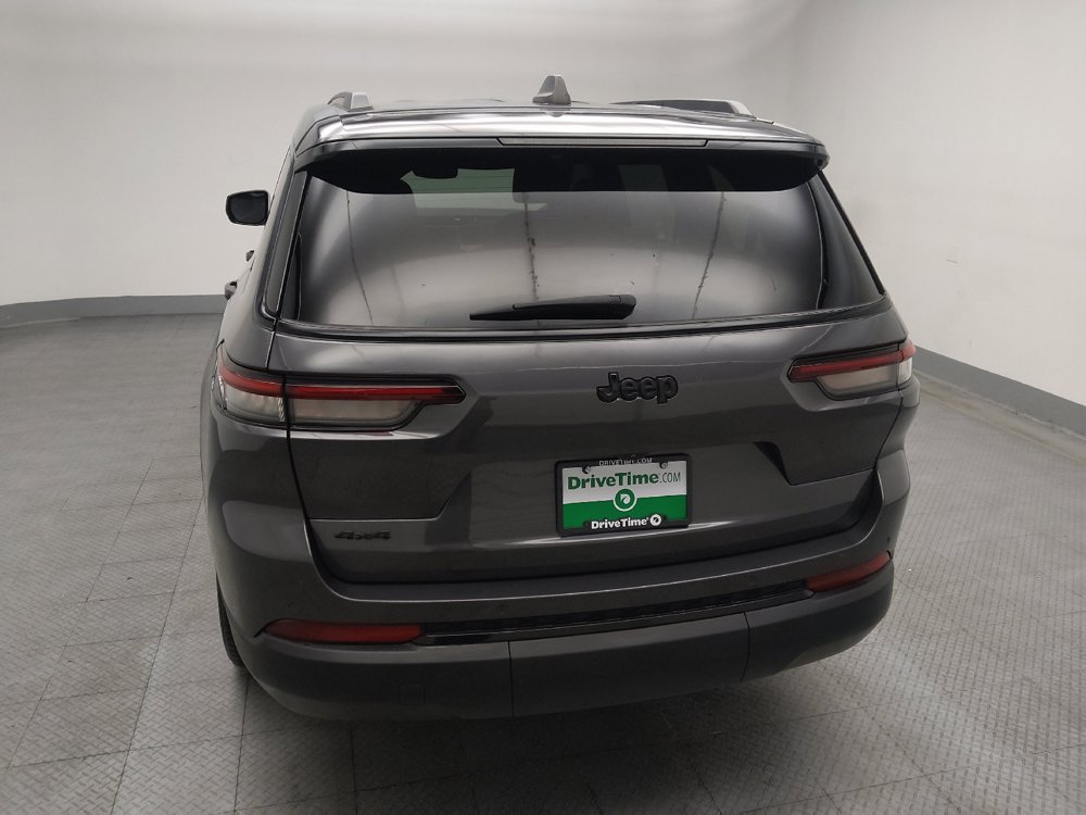 Used 2023 Jeep Grand Cherokee L Altitude AWD/4WD image 6