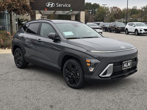 New 2027 Hyundai Kona SEL Sport FWD image 3