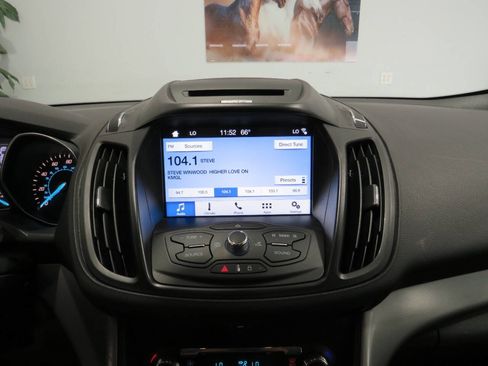 Used 2016 Ford Escape SE w/ Equipment Group 201A AWD/4WD image 18