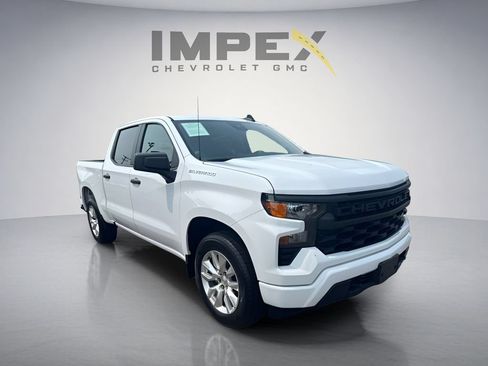 Used 2023 Chevrolet Silverado 1500 Custom RWD image 7