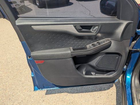 Used 2020 Ford Escape S AWD/4WD image 9