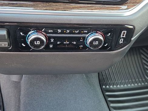 New 2026 GMC Sierra 1500 SLE image 29