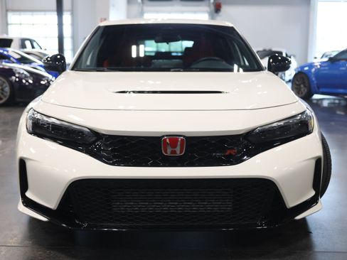 Used 2023 Honda Civic Type R image 2