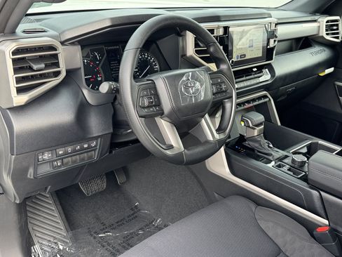 New 2026 Toyota Tundra SR5 AWD/4WD image 16