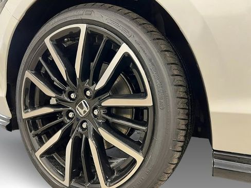 New 2025 Honda Accord Touring image 11