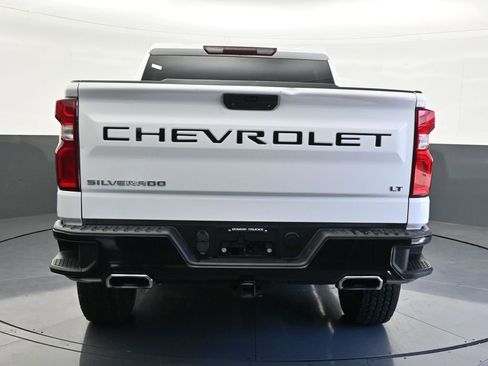 Used 2021 Chevrolet Silverado 1500 LT Trail Boss image 4