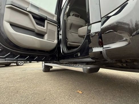 Used 2016 Ford F150 XLT w/ Equipment Group 302A Luxury image 28