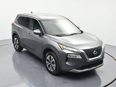 Used 2023 Nissan Rogue SV FWD image 29