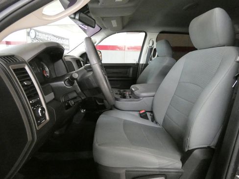 Used 2019 RAM 1500 Express w/ Express Value Package AWD/4WD image 6
