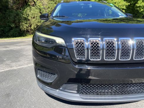 Used 2020 Jeep Cherokee Latitude FWD image 14