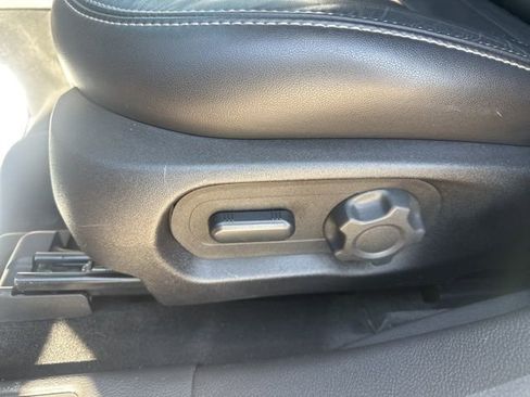 Used 2015 Ford Taurus SEL w/ Equipment Group 201A image 15