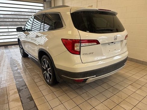 Used 2022 Honda Pilot Touring image 3
