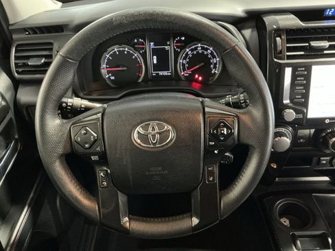 Used 2021 Toyota 4Runner Venture image 24
