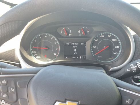 Used 2022 Chevrolet Malibu LT FWD image 24