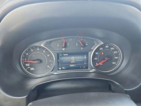 Used 2024 GMC Terrain SLE image 11