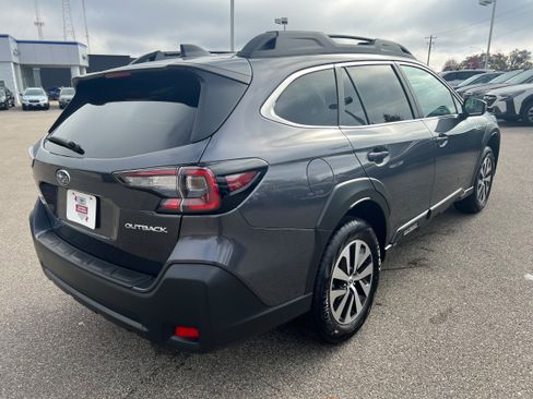 Certified 2025 Subaru Outback Premium w/ Popular Package #1A image 7