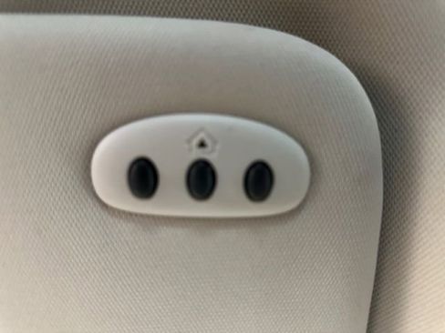 Used 2024 Ford Edge Titanium image 32