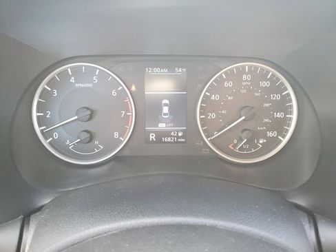 Used 2024 Nissan Sentra S image 27