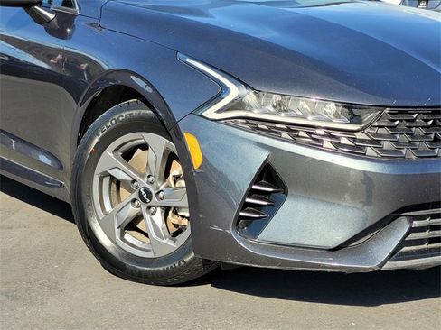 Used 2022 Kia K5 LXS image 10